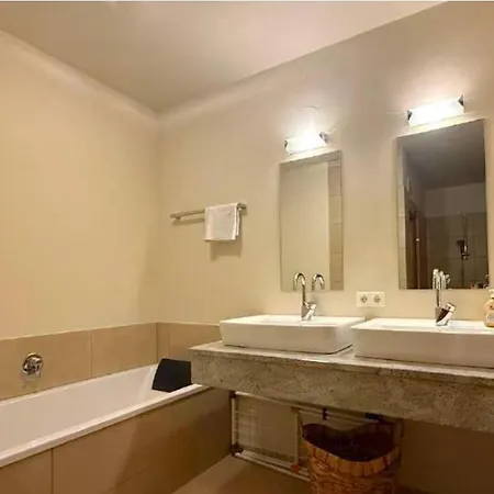 Luxury With Private Sauna شقة *