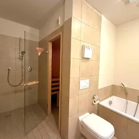Luxury With Private Sauna شقة *