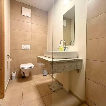 Luxury With Private Sauna * يوخبرغ